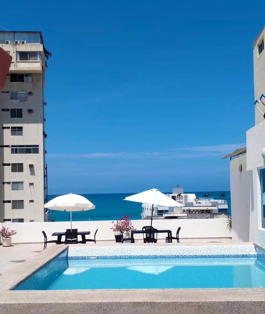 סלינאס Alojate A Una Calle De La Playa Y Malecon מראה חיצוני תמונה